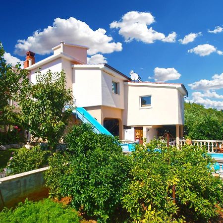 Apartments Vrcevan 811 Medulin Exterior photo