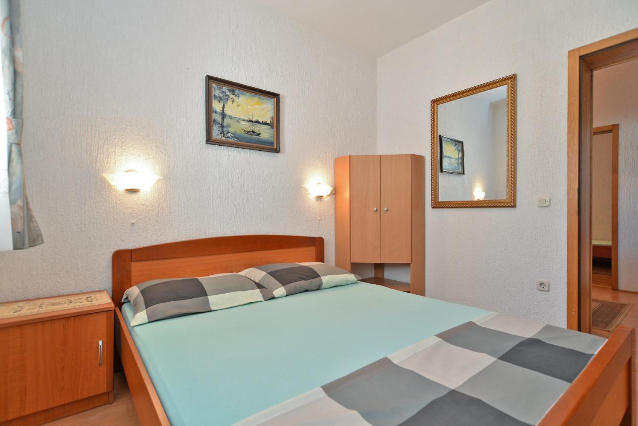 Apartments Vrcevan 811 Medulin Exterior photo