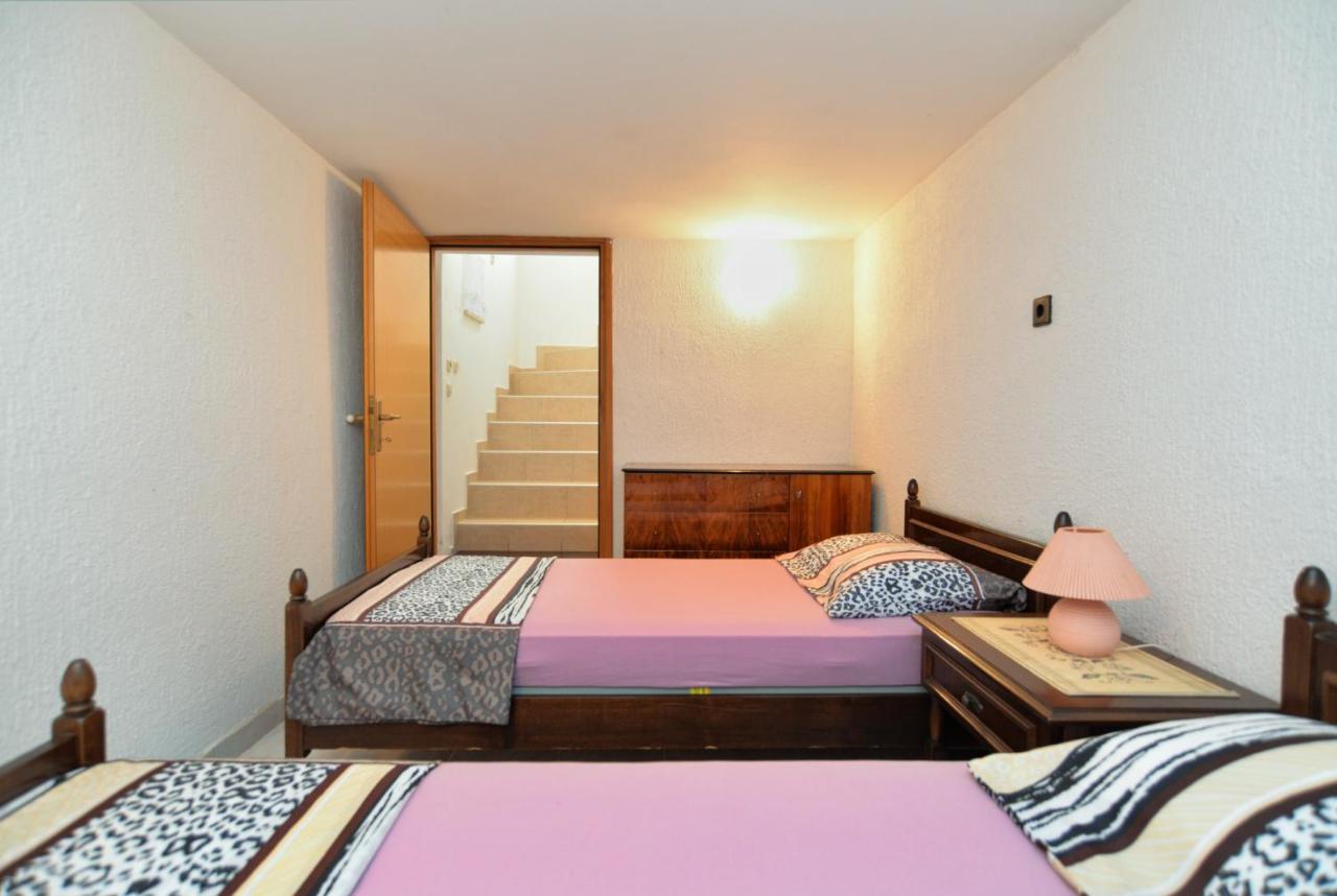 Apartments Vrcevan 811 Medulin Exterior photo