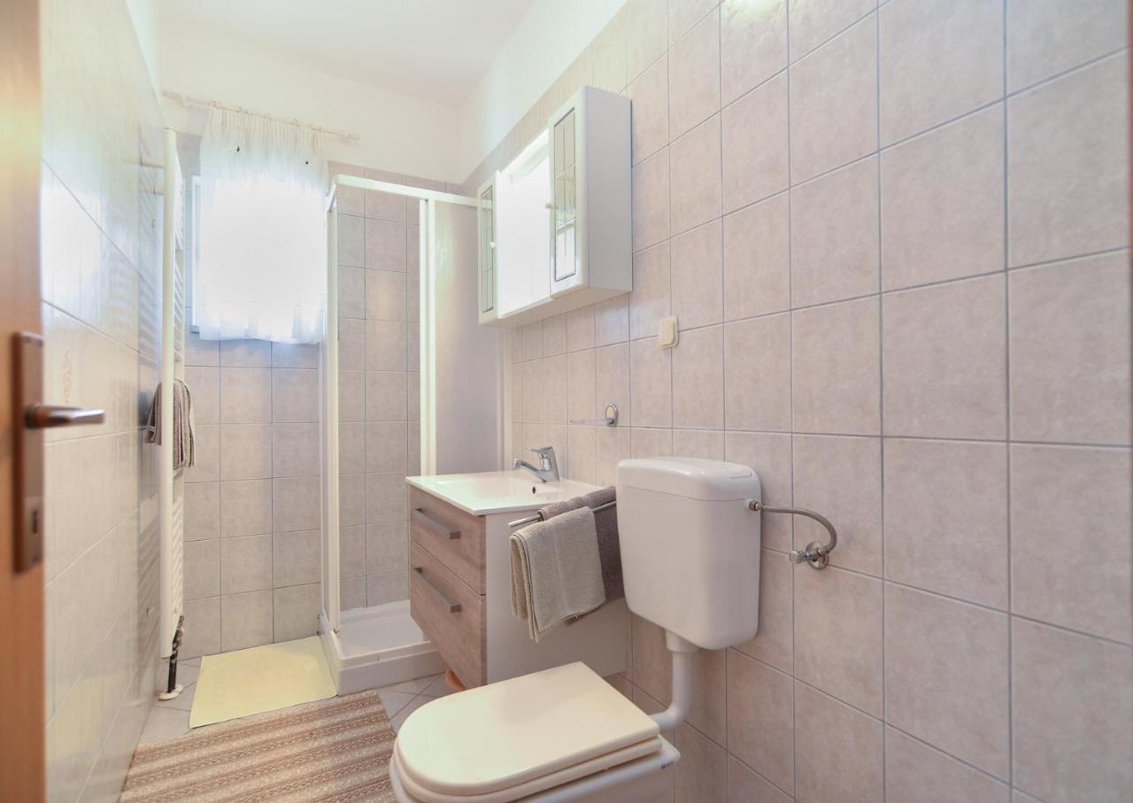 Apartments Vrcevan 811 Medulin Exterior photo